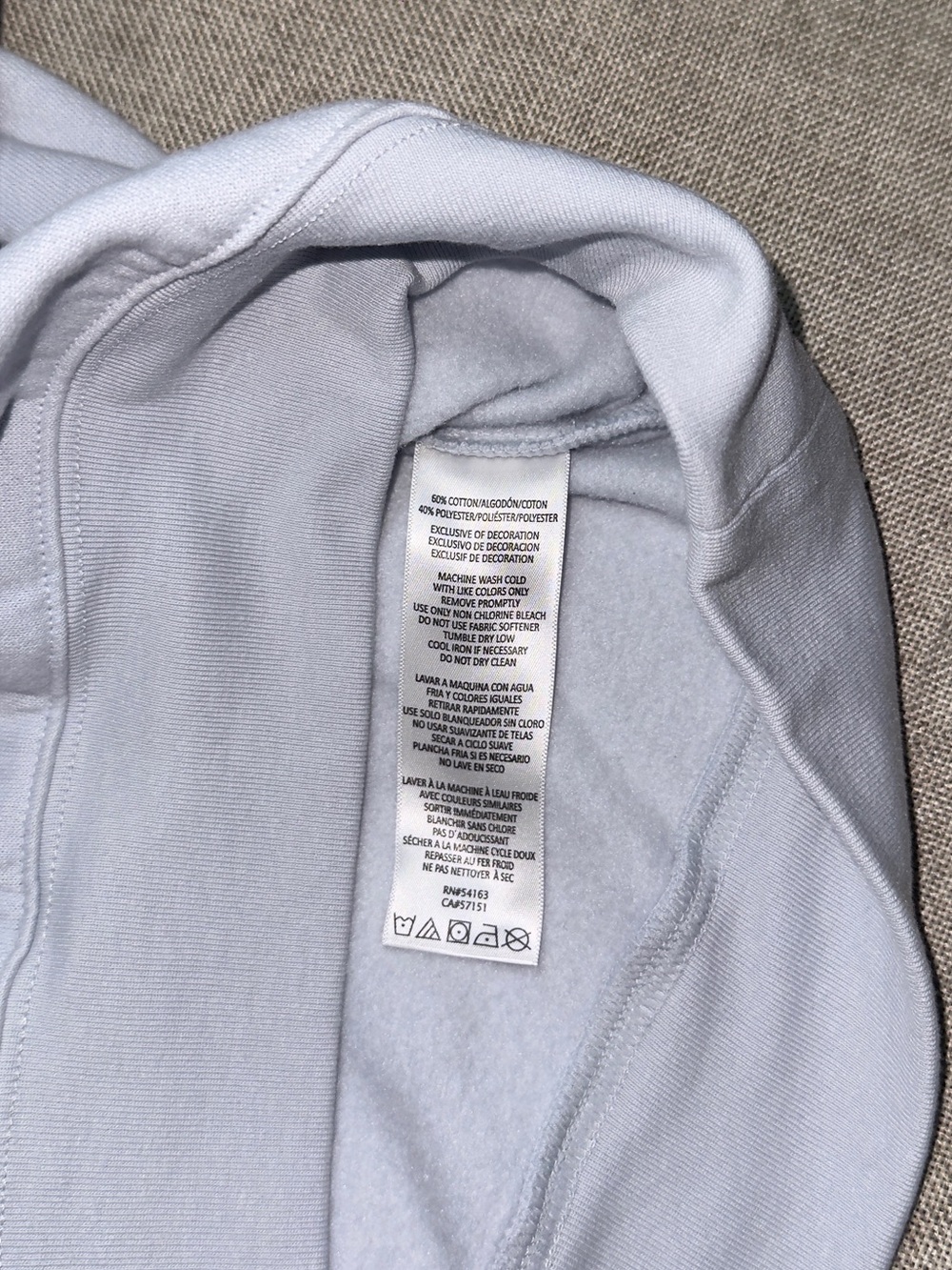 Calvin Klein Jeans Women’s XL Metallic Silver CK Logo Sweatshirt Lavender Pastel - Picture 6 of 9